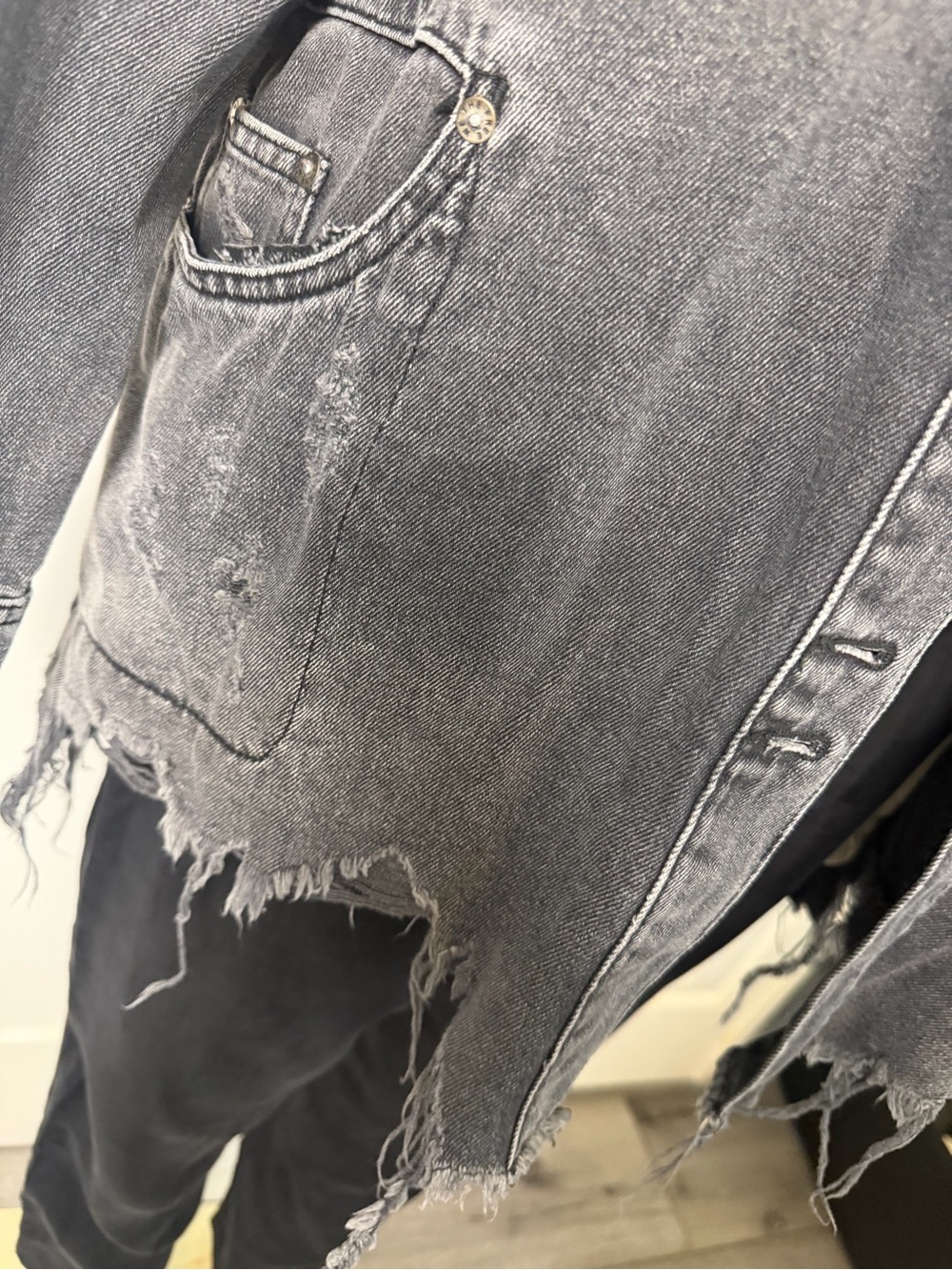 Free People Moonchild denim shirt jacket moon dust grey Distressed medium - Picture 8 of 10